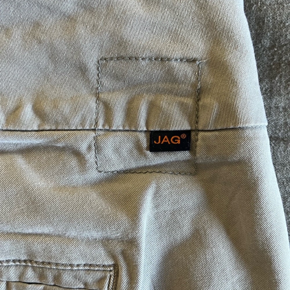 Light gray Jag Jeans women’s classic fit cotton blend pull-on shorts EUC 18W - Picture 3 of 11